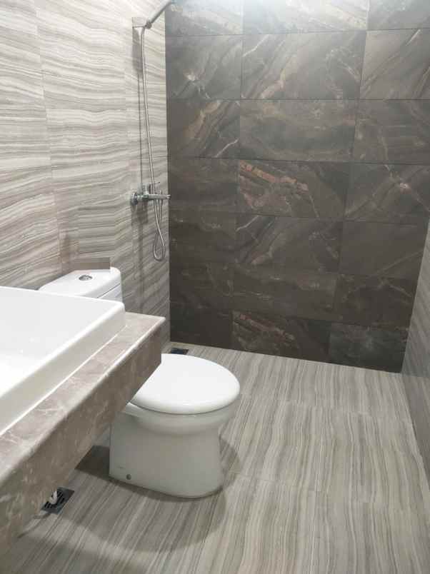 dijual rumah cluster matana jgc jakarta