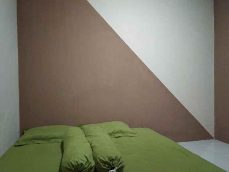 dijual rumah cluster meriana residen