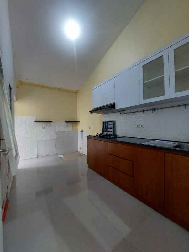 dijual rumah cluster pesona rorotan