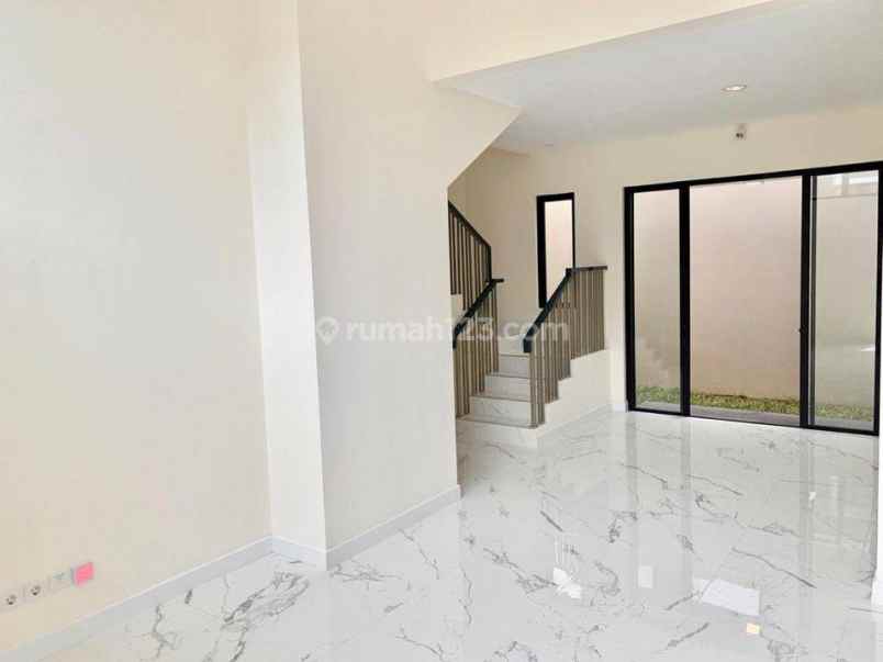 dijual rumah cluster semayang asya