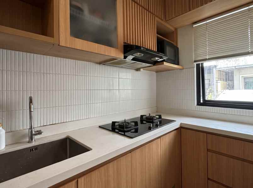 dijual rumah cluster the akasia eight