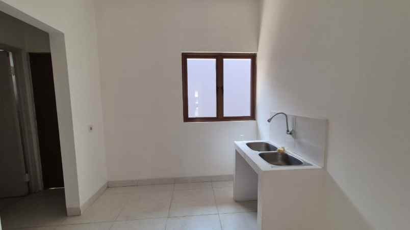 dijual rumah cluster zebrina jakarta