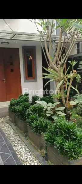 dijual rumah cozy di giri loka bsd tangerang