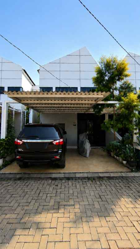 dijual rumah dalam cluster cimanggis depok