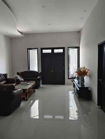 dijual rumah dharmahusada mas