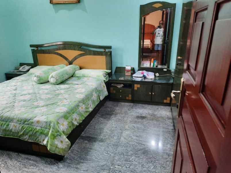 dijual rumah di cempaka putih tengah