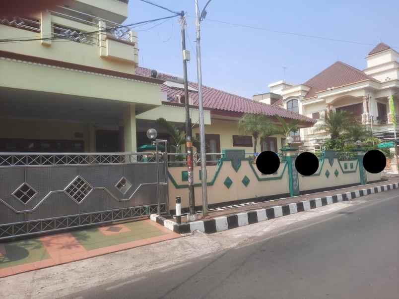 dijual rumah di cempaka putih tengah