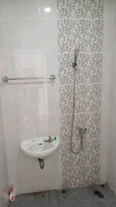 dijual rumah di citra gran cibubur