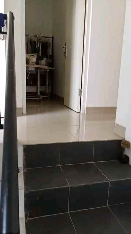 dijual rumah di citra gran cibubur