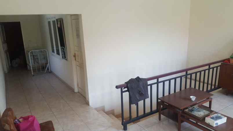 dijual rumah di cluster taman sari harapan baru