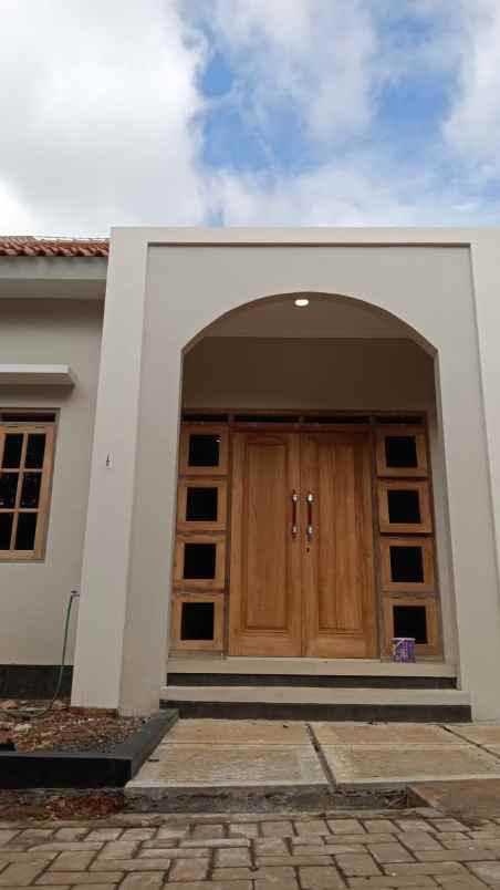 dijual rumah di kalisegoro unnes semarang