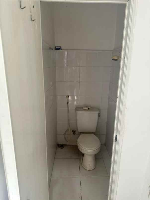 dijual rumah di legenda wisata