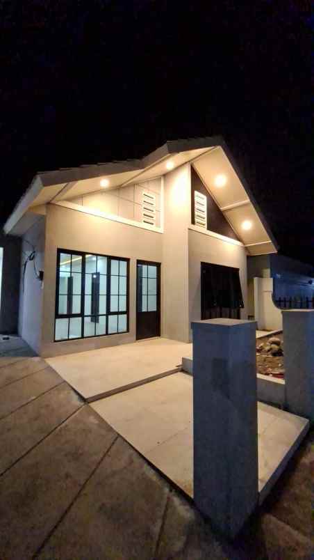 dijual rumah di madiun