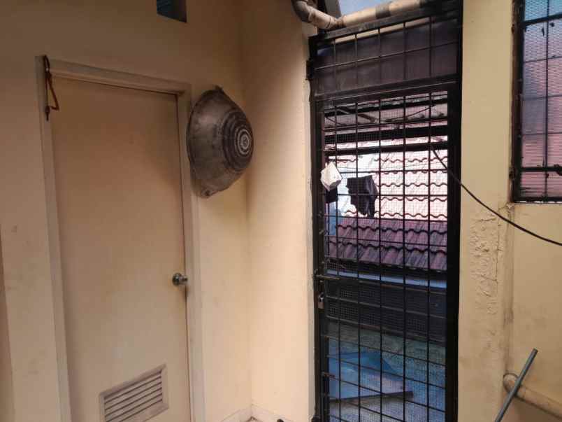 dijual rumah di pamulang luas 120 jg