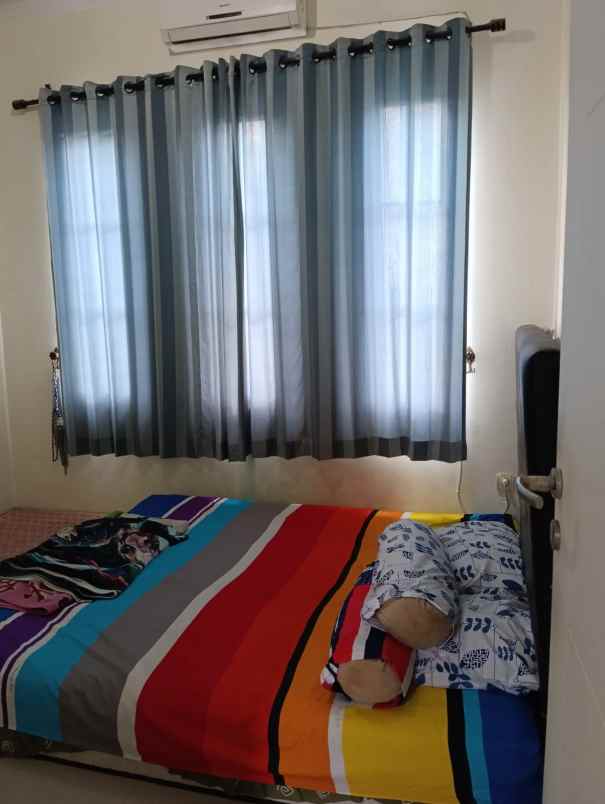 dijual rumah di perumahan harvest city