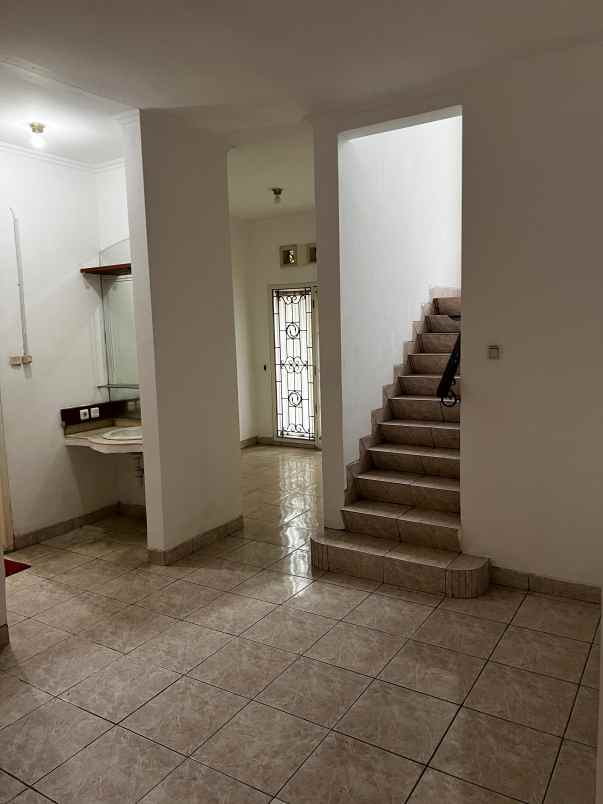 dijual rumah di puri mediterania sembar semarang