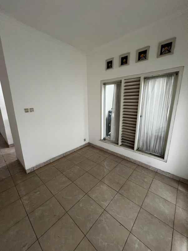 dijual rumah di puri mediterania sembar semarang