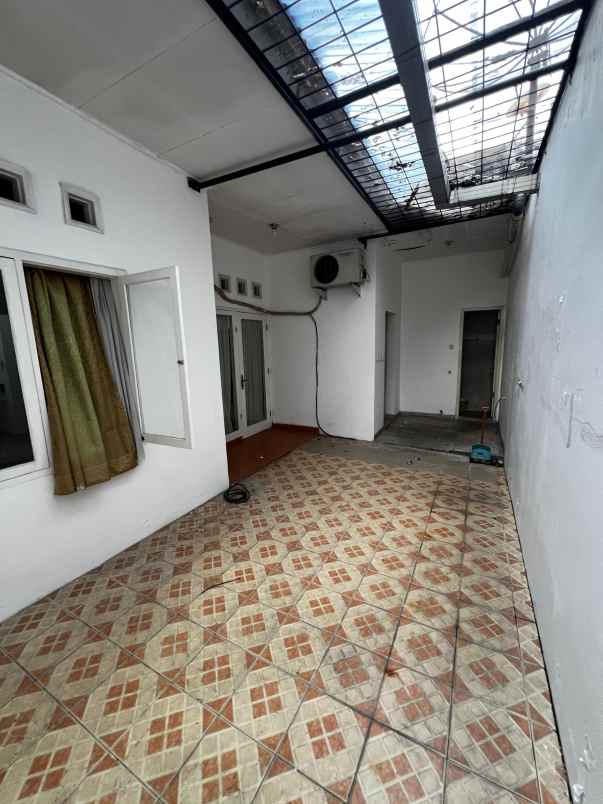 dijual rumah di puri mediterania sembar semarang
