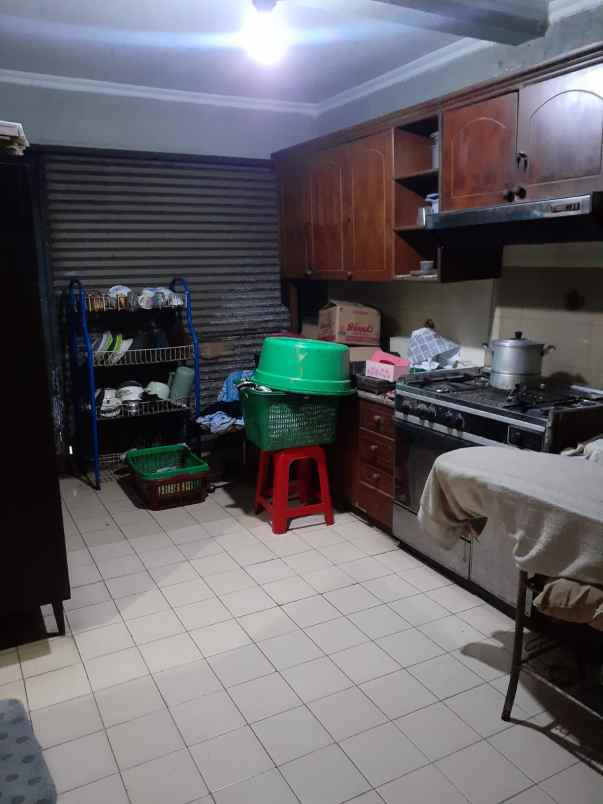 dijual rumah di sektor 1