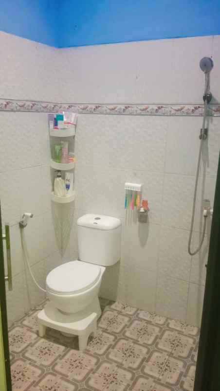 dijual rumah di villa mutiara gading bekasi c0560