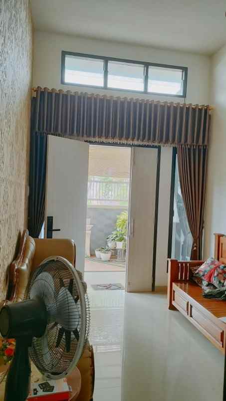 dijual rumah dijual rumah di jln makmur