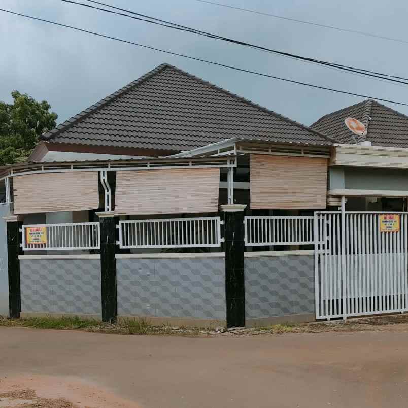 dijual rumah dijual rumah di jln makmur