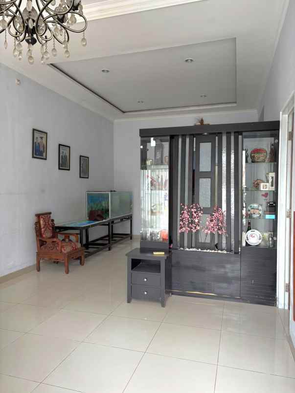 dijual rumah evergreen cibubur