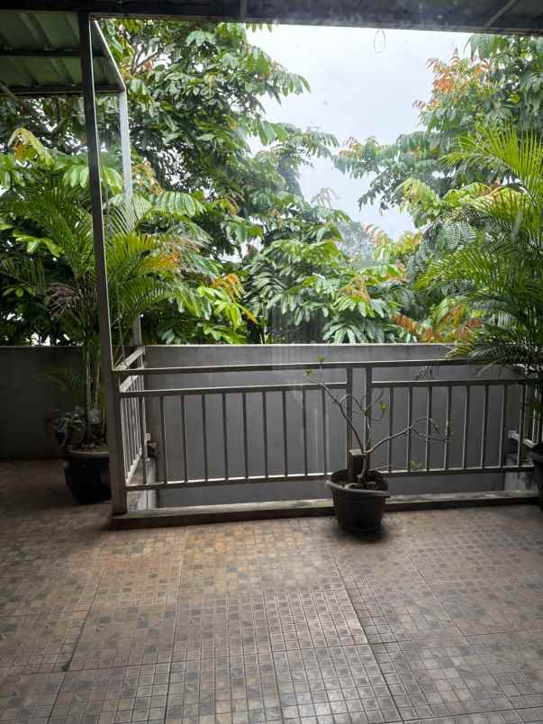 dijual rumah evergreen cibubur