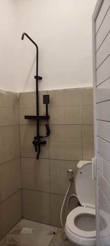 dijual rumah full renov lokasi saptoraya pakis malang