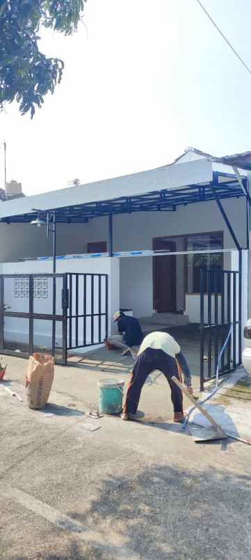 dijual rumah full renov lokasi saptoraya pakis malang