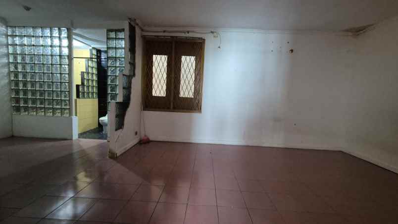 dijual rumah gading griya residence