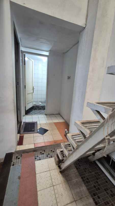 dijual rumah gading griya residence