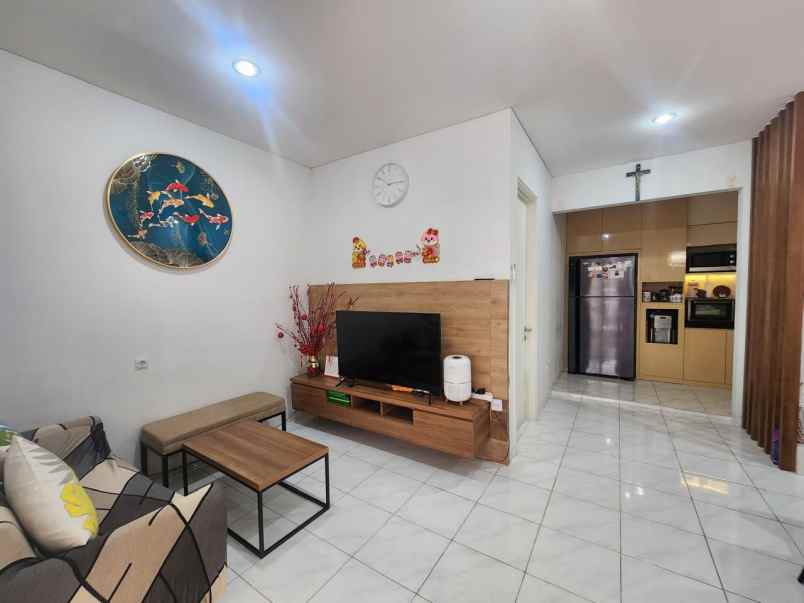 dijual rumah gading serpong