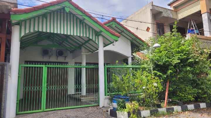 dijual rumah gayungsari barat
