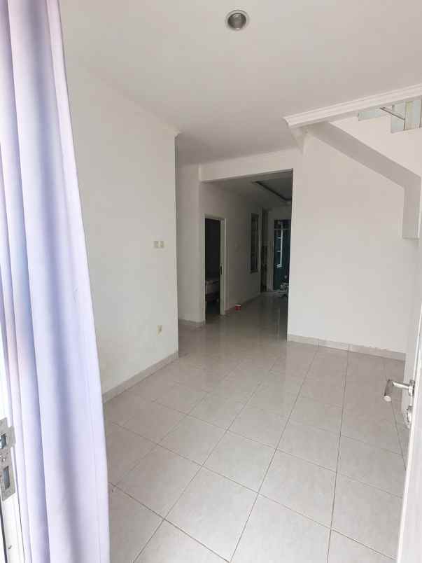 dijual rumah gdc sukmajaya depok
