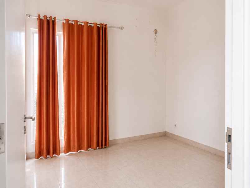 dijual rumah gdc sukmajaya depok