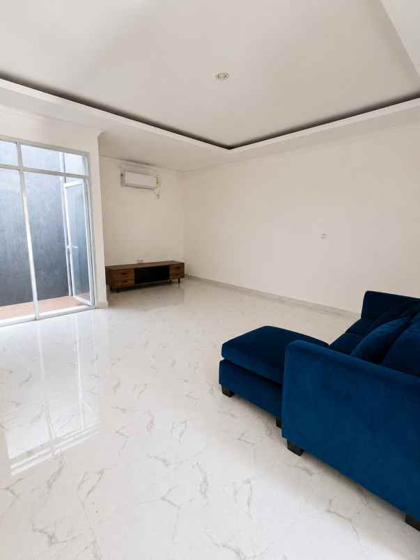 dijual rumah gdc sukmajaya depok