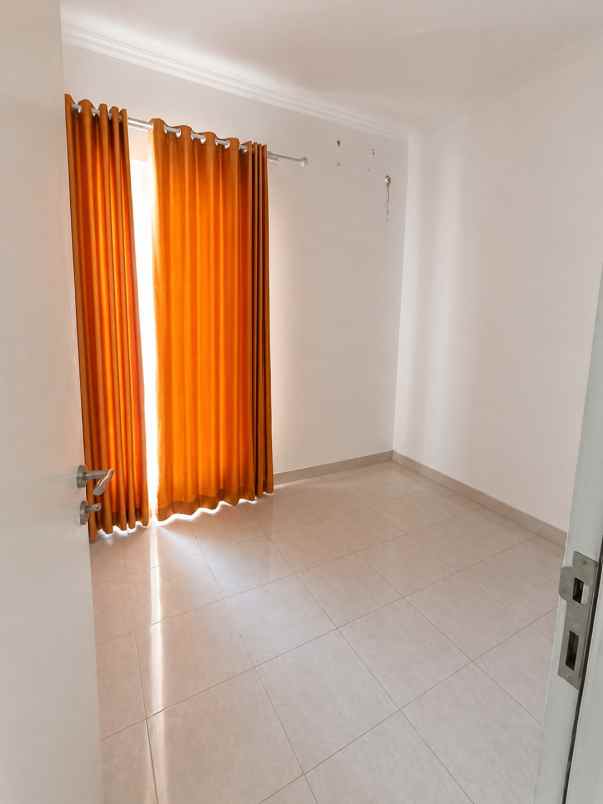 dijual rumah gdc sukmajaya depok