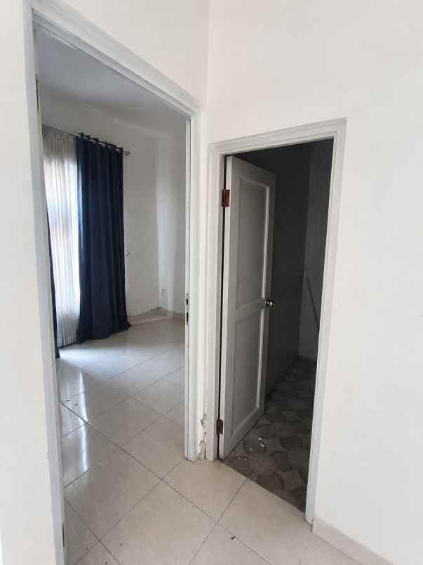 dijual rumah gdc sukmajaya depok