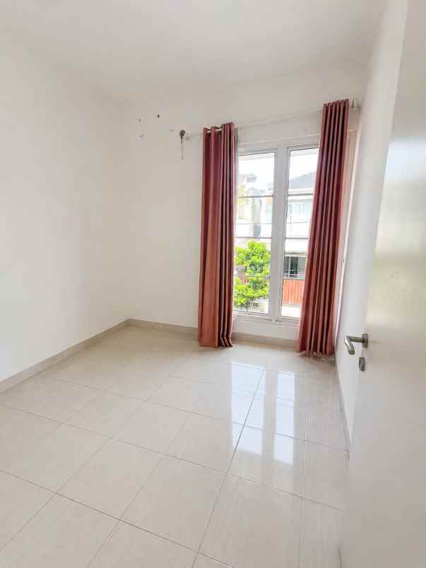 dijual rumah gdc sukmajaya depok