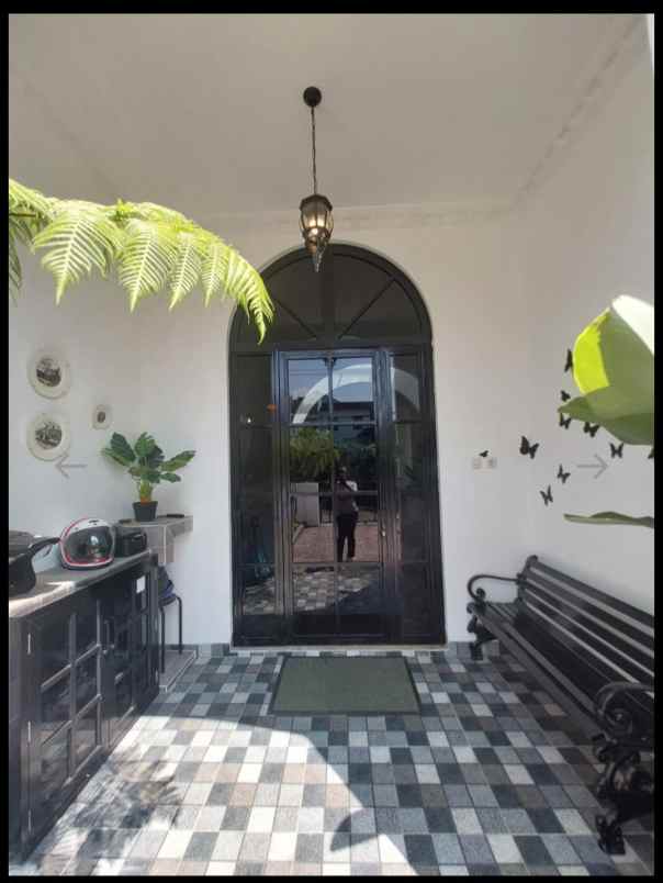 dijual rumah gegerkalong