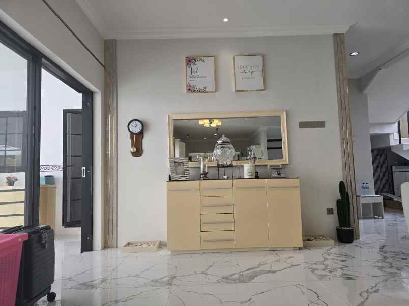 dijual rumah gerlong