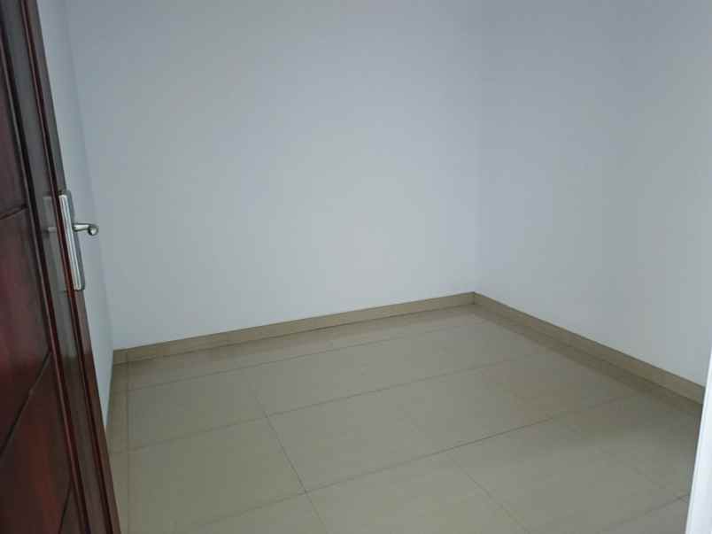 dijual rumah gg nangka