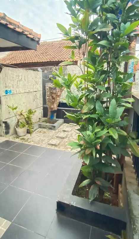 dijual rumah gg sukarata