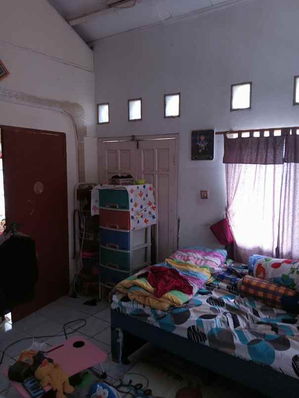 dijual rumah gg sukasari