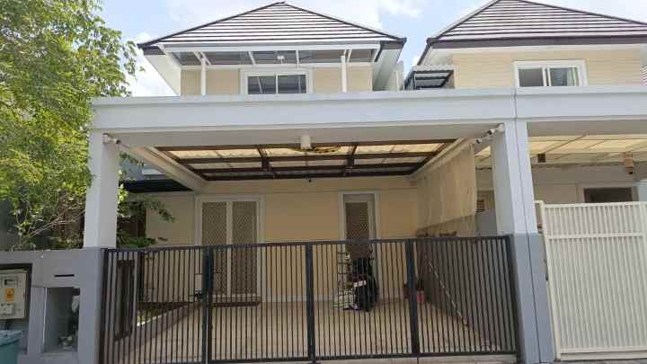 dijual rumah graha natura