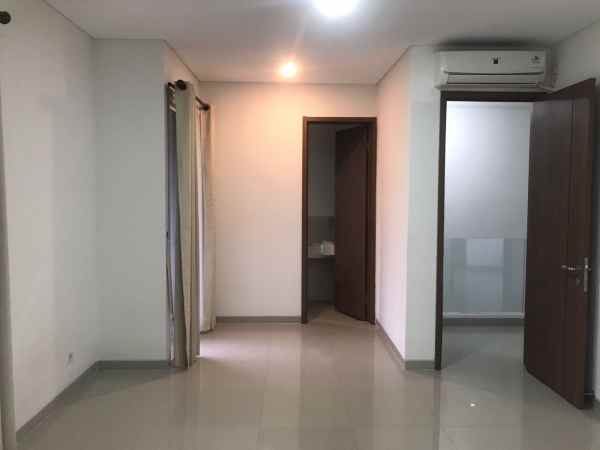 dijual rumah graha natura edenia