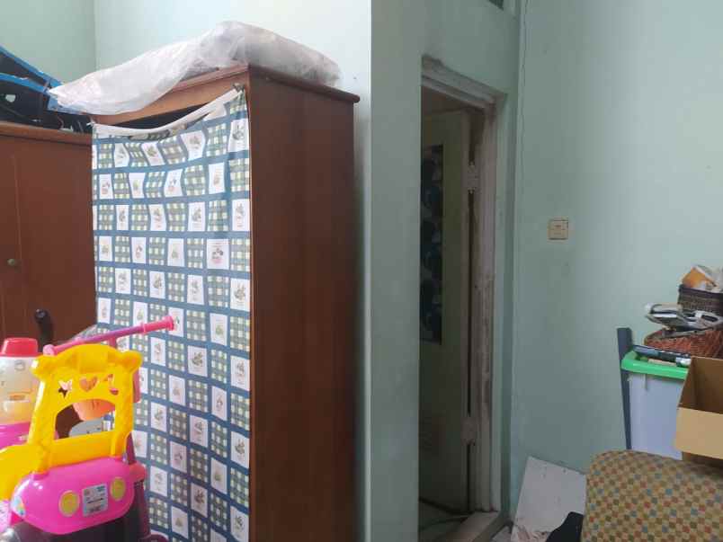 dijual rumah graha wahid