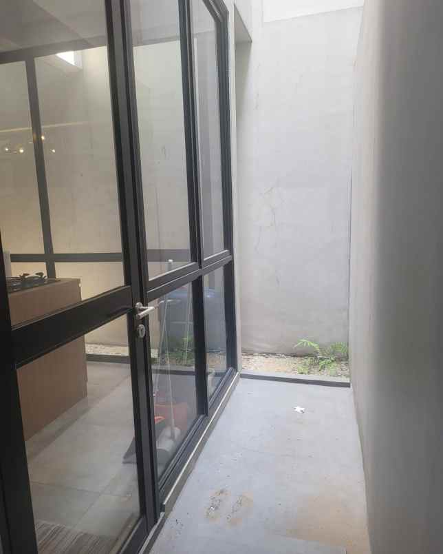 dijual rumah grand wisata cluster o2