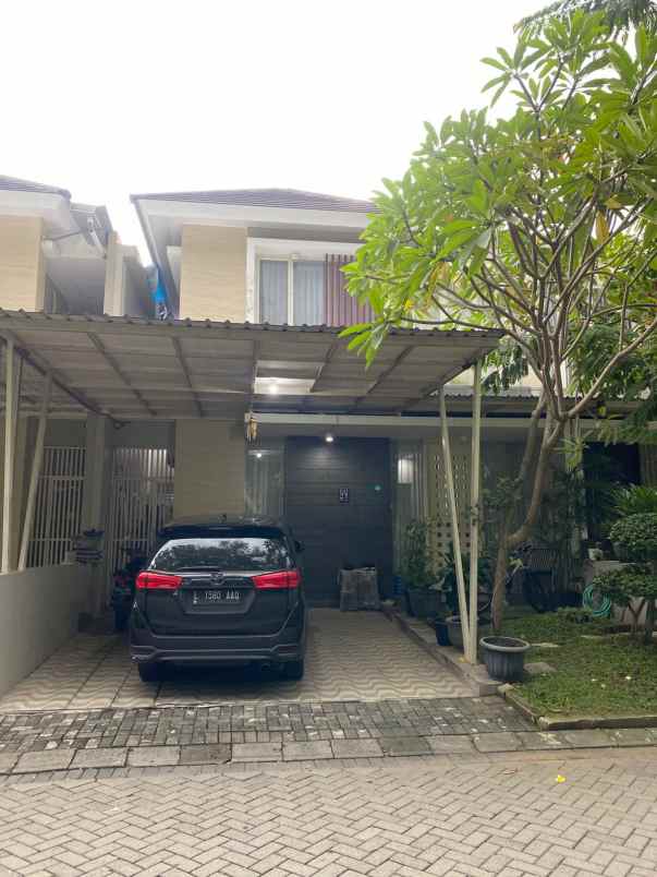 dijual rumah greenlake cm surabaya